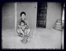 Seethe et sa fille Bhaaghya - Seethe and her daughter Bhaaghya . India . 2004 -  thumbtail - Denis Felix Photograph