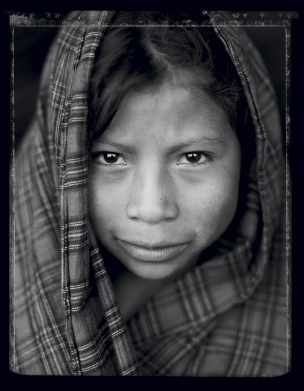 Luisa . Guatemala . 2000 - Denis Felix Photograph